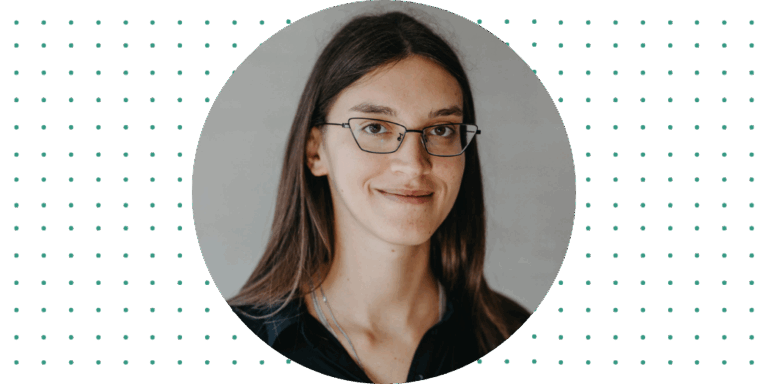 Camilla, background dots